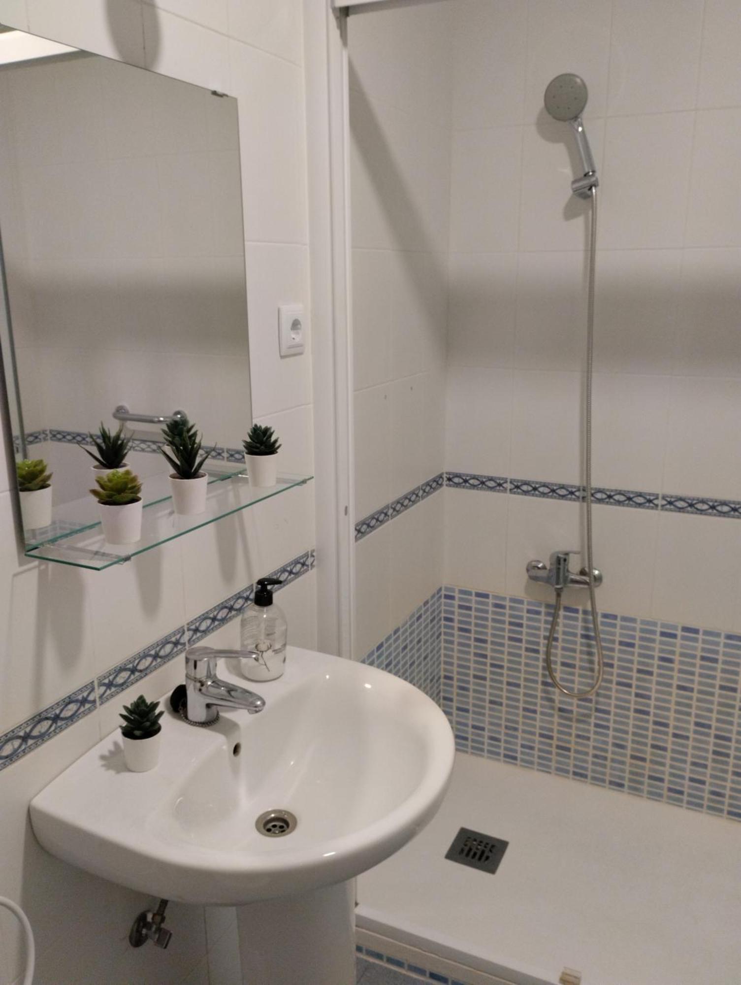 Habitacion Confort En Chamartin 마드리드 외부 사진